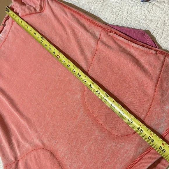 Tommy Bahama bundle of 3. Size XS/small - Picture 14 of 16